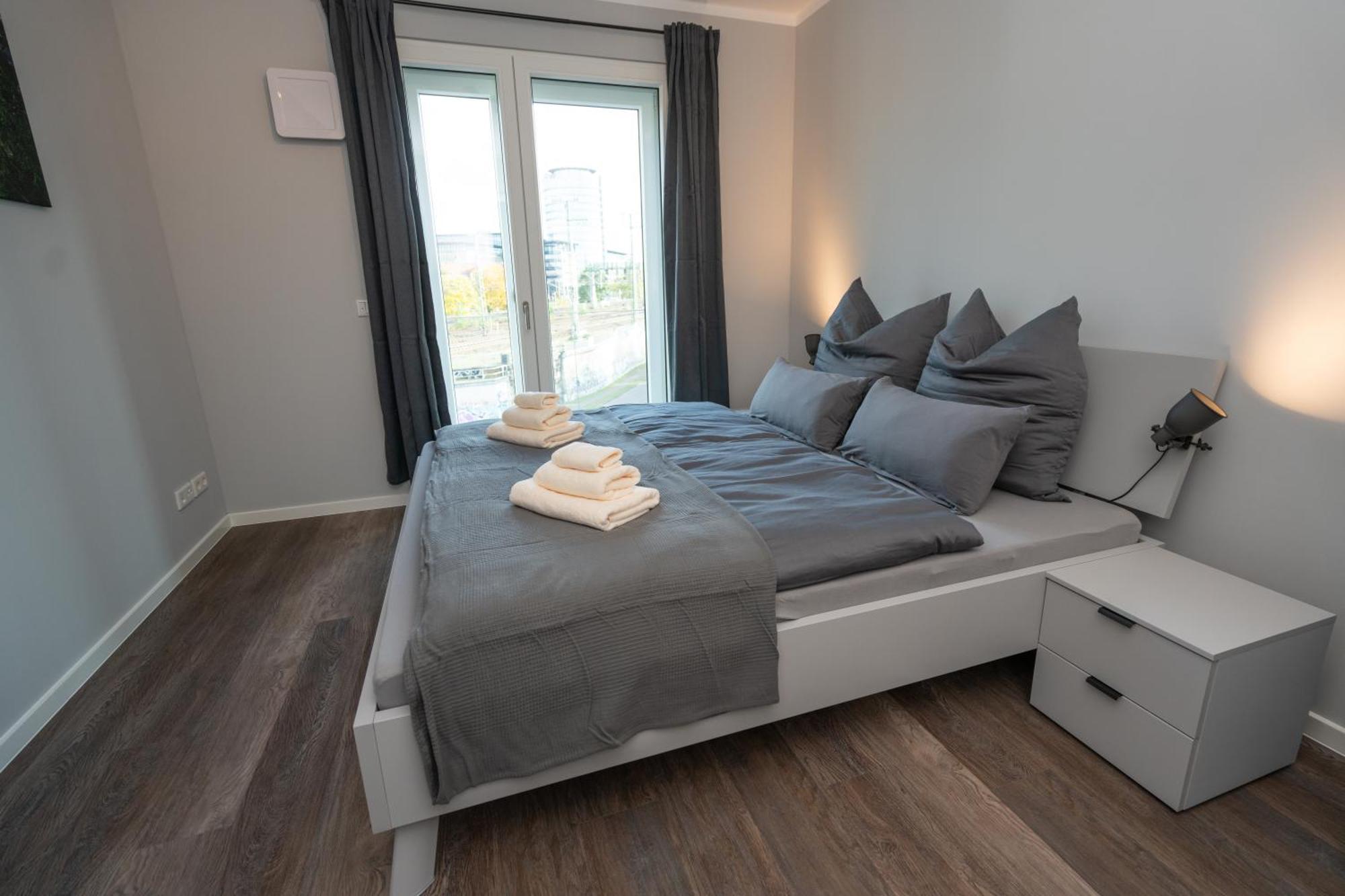 Cozy City Dream Apartment Mit Terrasse Und Parkplatz - 90M² Δρέσδη Εξωτερικό φωτογραφία