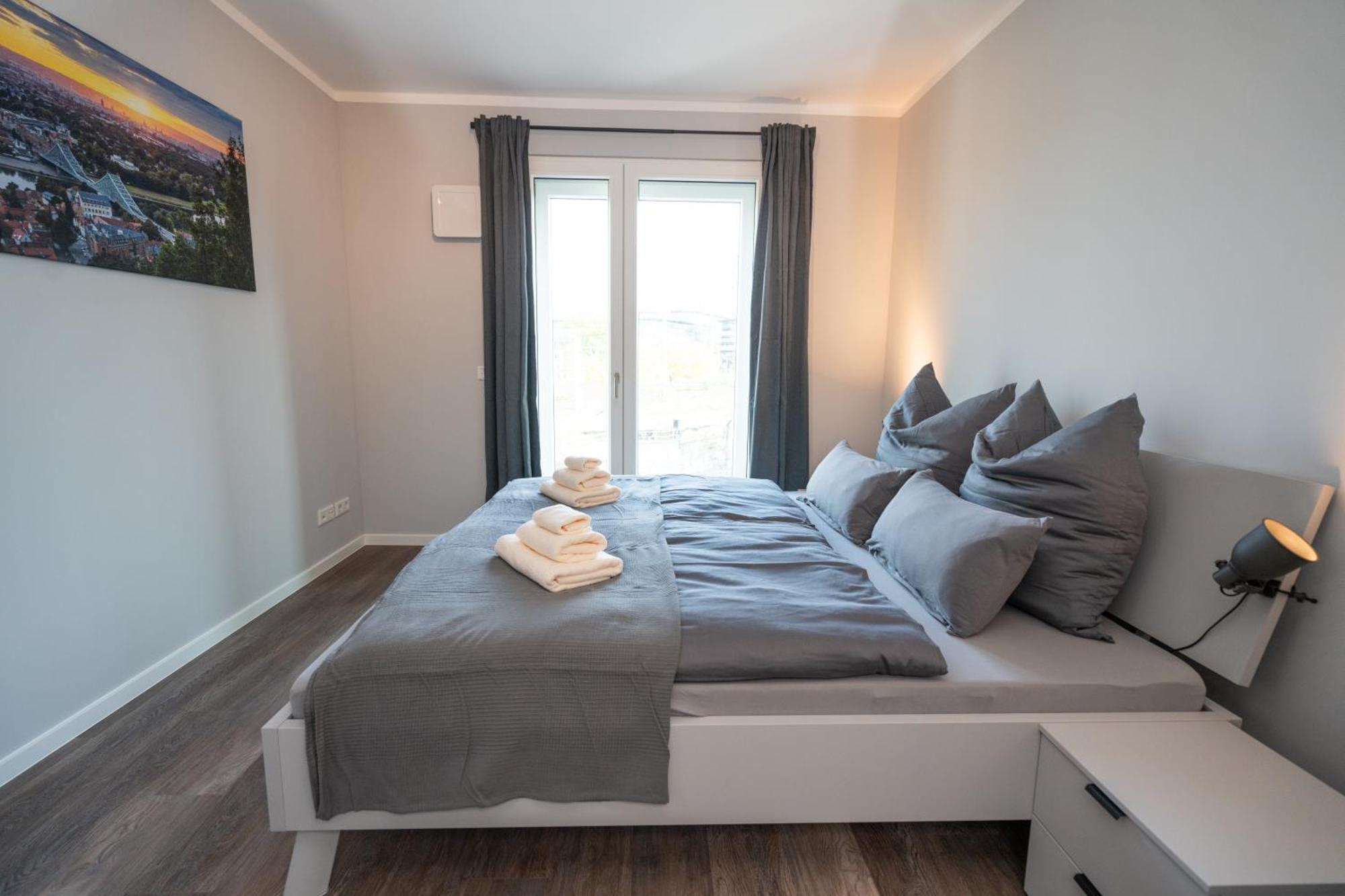 Cozy City Dream Apartment Mit Terrasse Und Parkplatz - 90M² Δρέσδη Εξωτερικό φωτογραφία