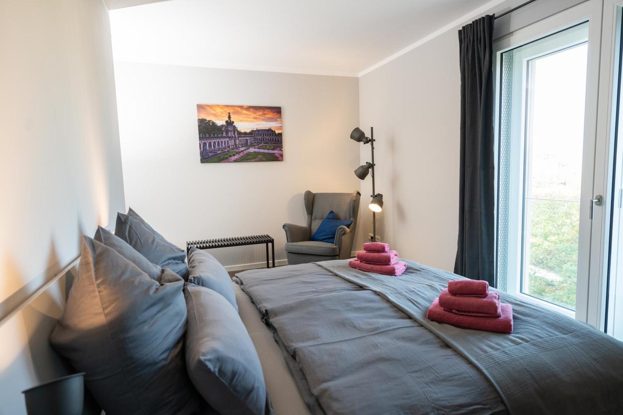 Cozy City Dream Apartment Mit Terrasse Und Parkplatz - 90M² Δρέσδη Εξωτερικό φωτογραφία